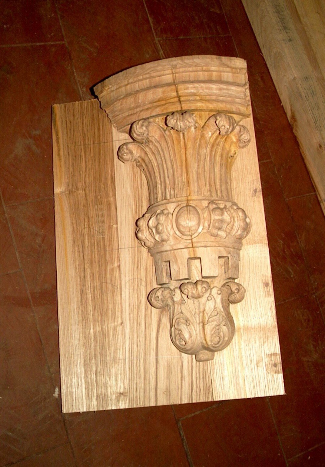 Ambão — pormenor decorativo
